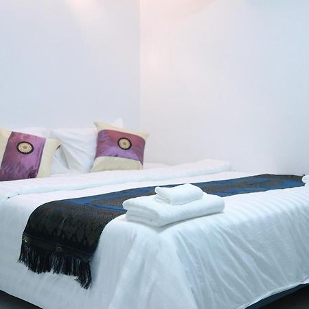 Sy Guesthouse Phnom Penh Dış mekan fotoğraf